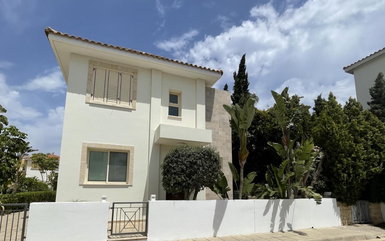 Zoe'S Villa By Turtle Bay بروتاراس المظهر الخارجي الصورة